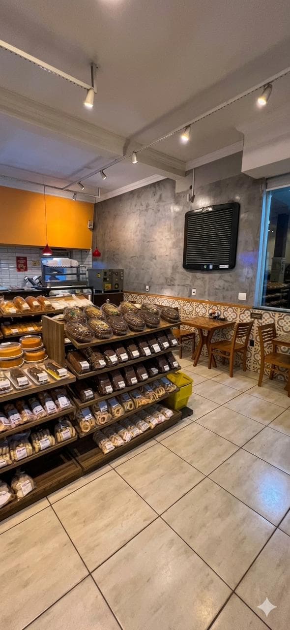 Produção artesanal da Padaria Carmelina